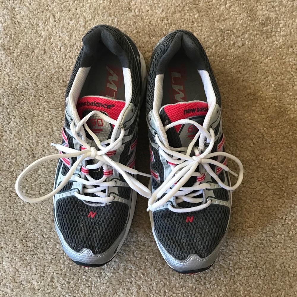 NWOT New Balance Tennis Shoes